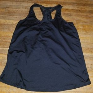 Fabletics lot, Medium - 2 black tops